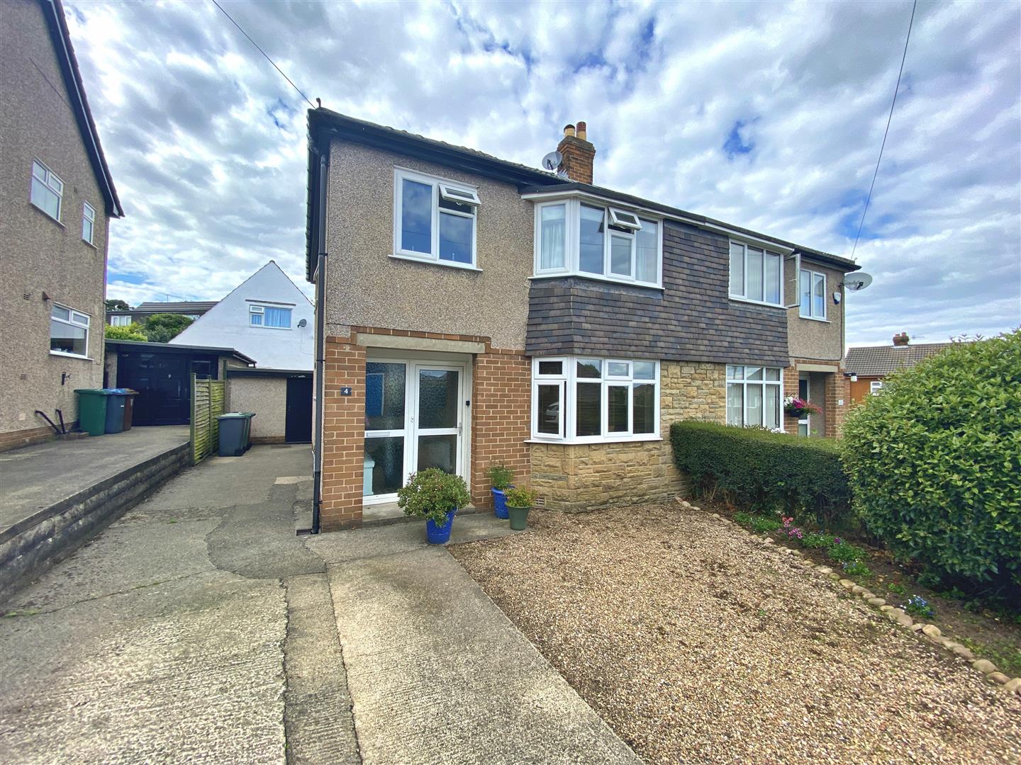 Croft Drive, Menston, LS29 6LX